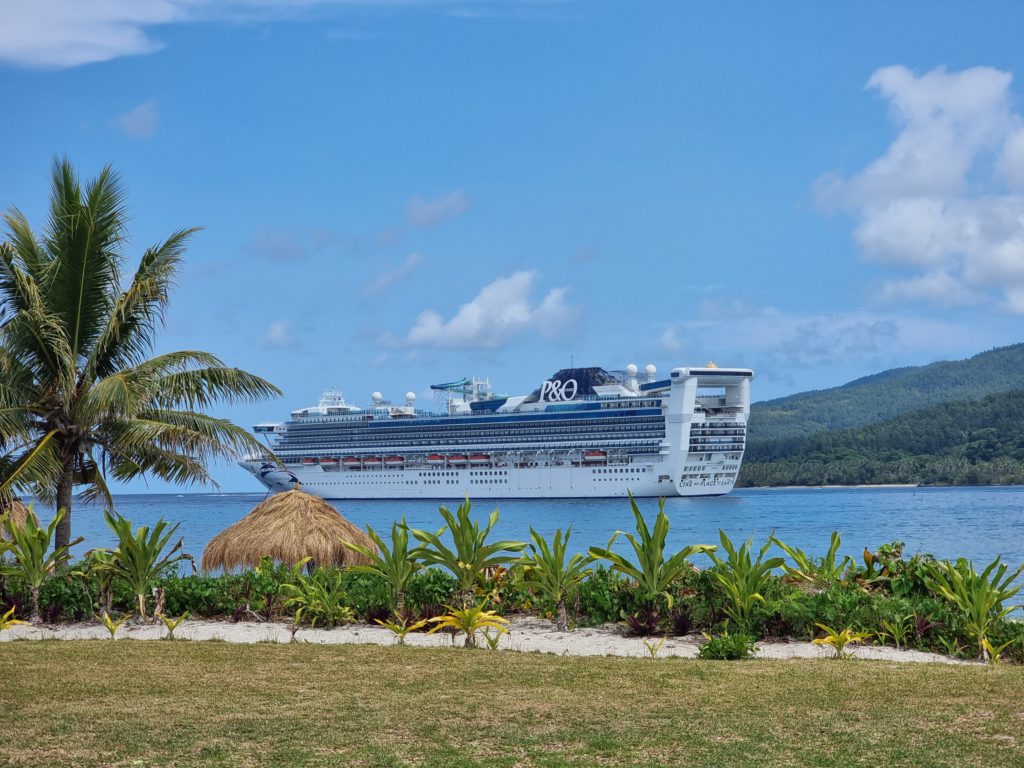 Stunning view of a P&O cruise from Mystery Island